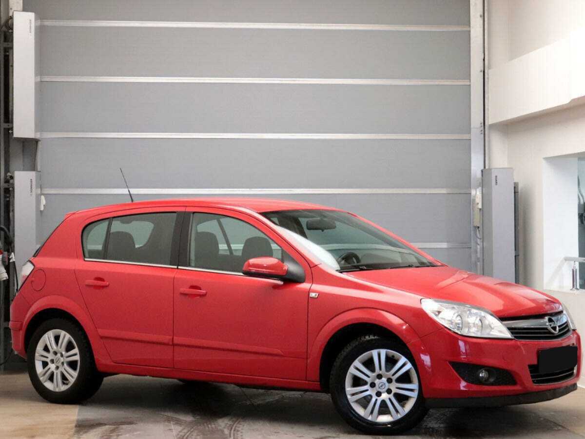 Купить Opel Astra с пробегом. Фото: #2