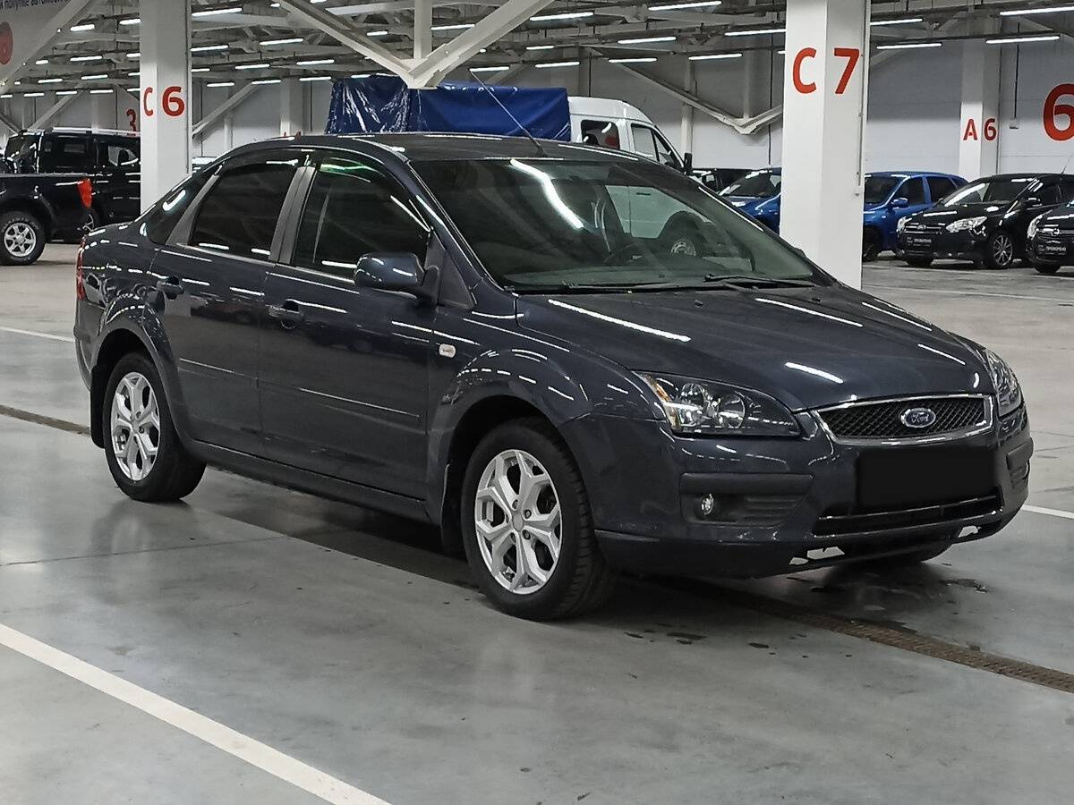 Купить Ford Focus с пробегом. Фото: #2