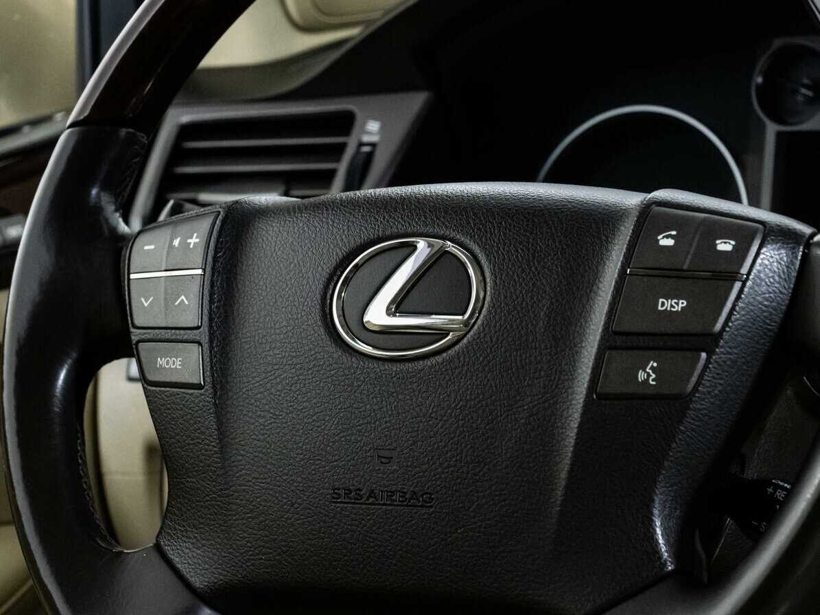 Купить Lexus LX с пробегом. Фото: #10
