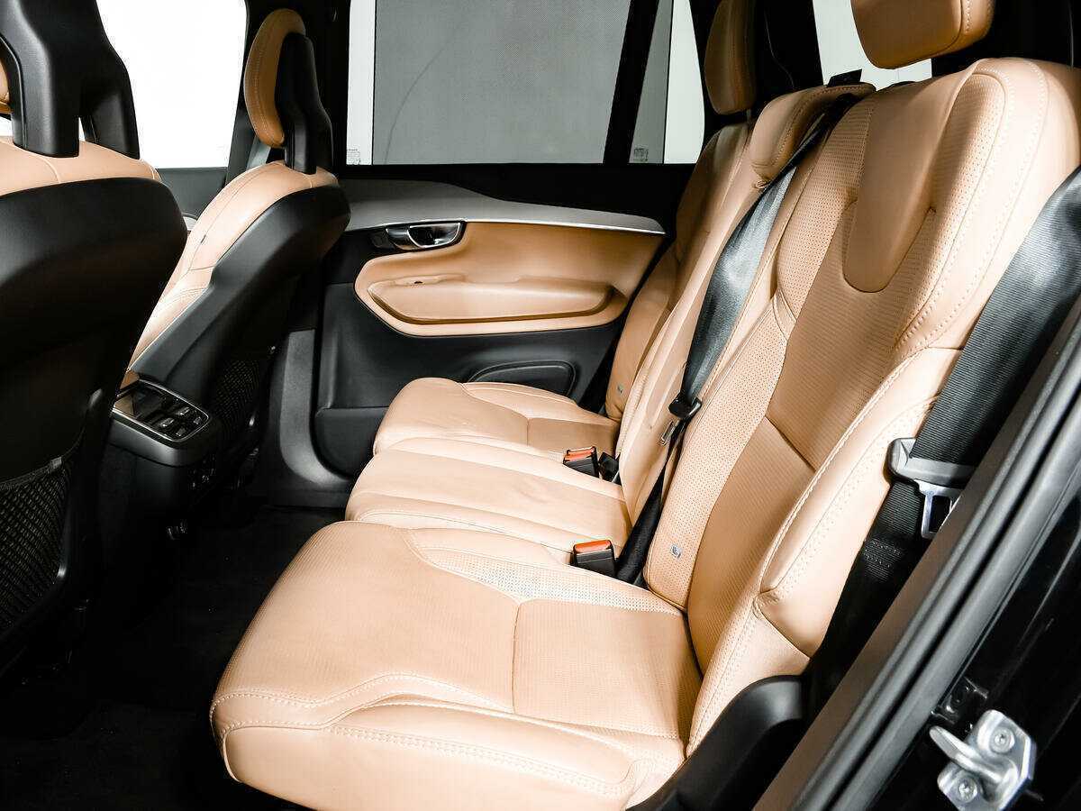Купить Volvo XC90 с пробегом. Фото: #11