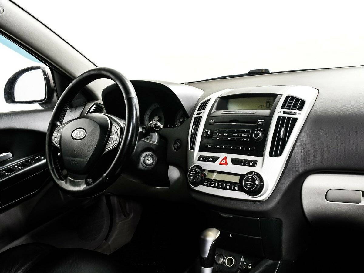 Купить Kia Ceed с пробегом. Фото: #8