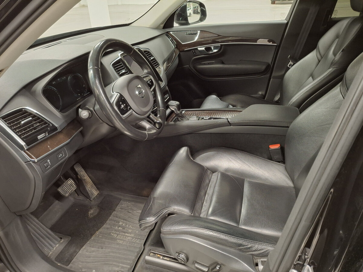 Купить Volvo XC90 с пробегом. Фото: #15