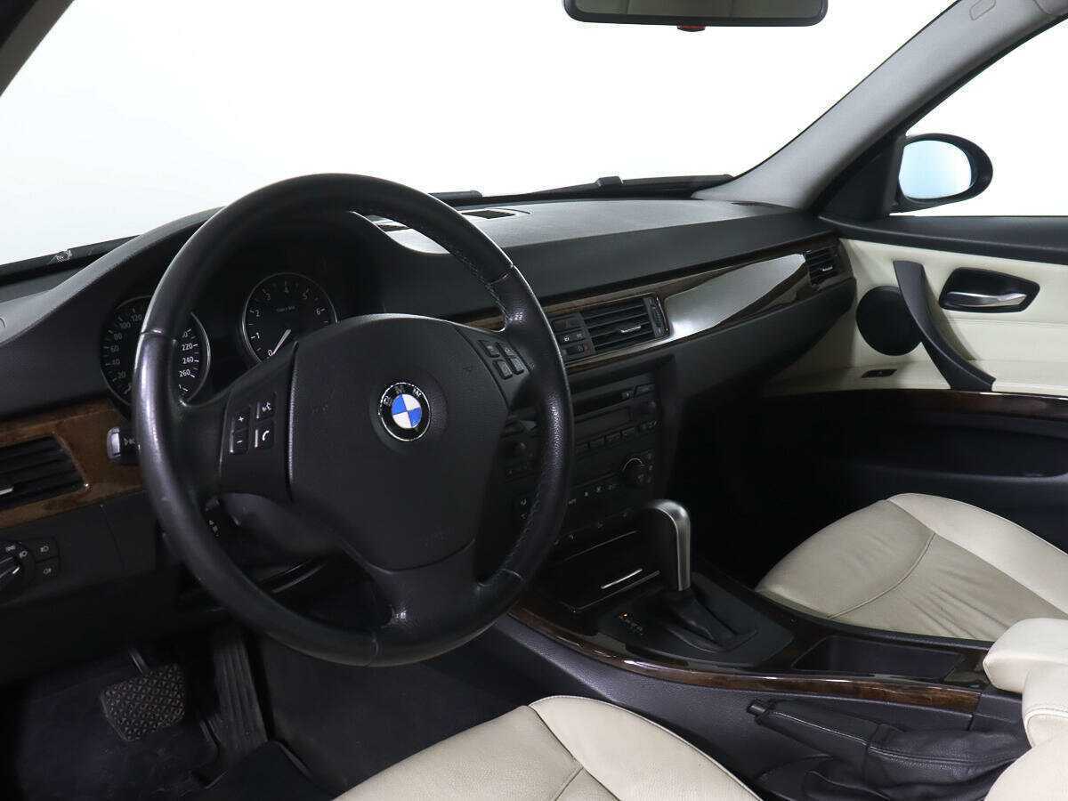 Купить BMW 3 серии с пробегом. Фото: #12