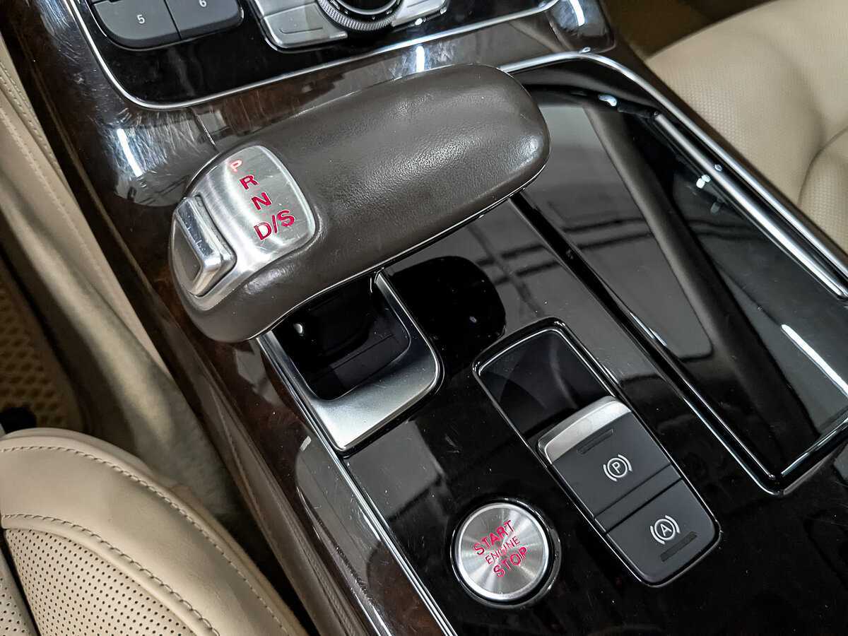 Купить Audi A8 с пробегом. Фото: #26