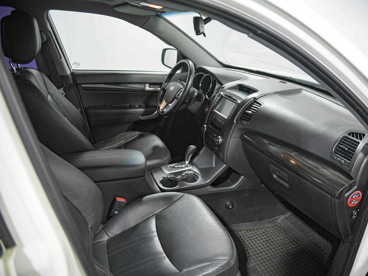 Купить Kia Sorento с пробегом. Фото: #18