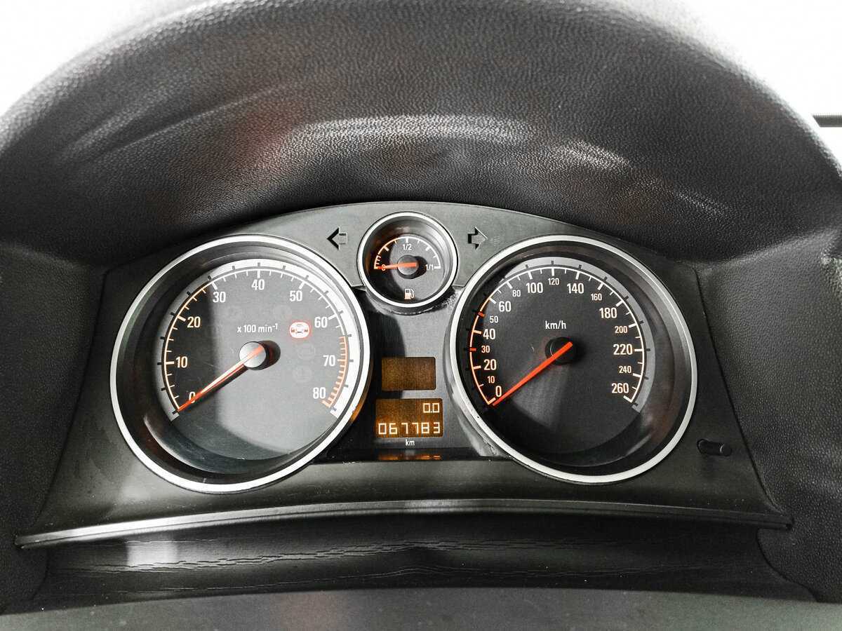 Купить Opel Astra с пробегом. Фото: #10