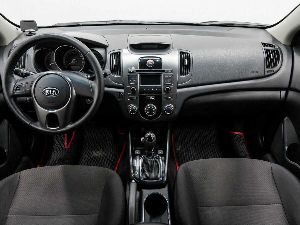 Купить Kia Cerato с пробегом. Фото: #10