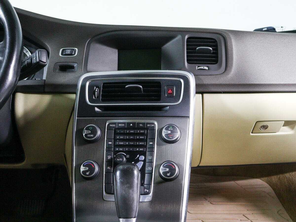 Купить Volvo S60 с пробегом. Фото: #12