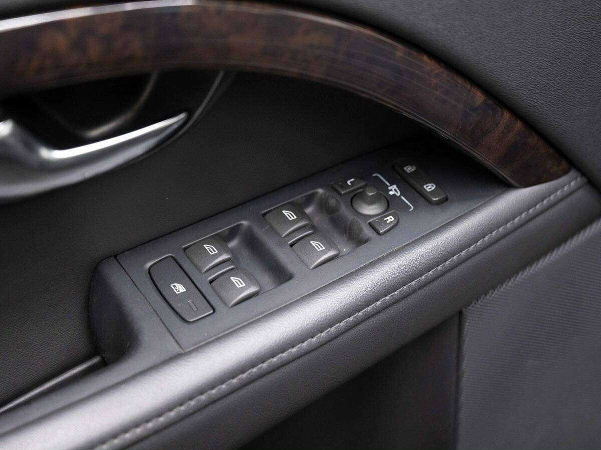 Купить Volvo S80 с пробегом. Фото: #16