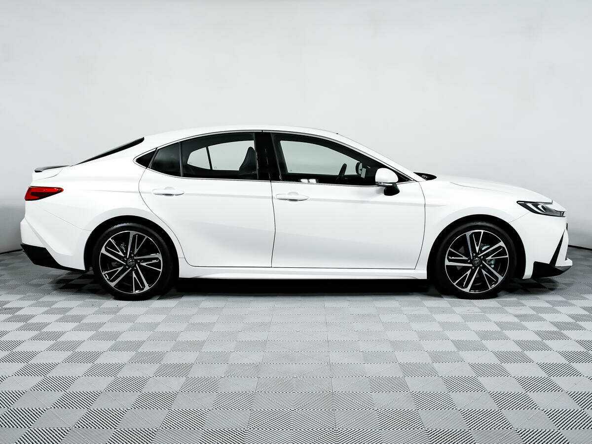 Купить Toyota Camry с пробегом. Фото: #3