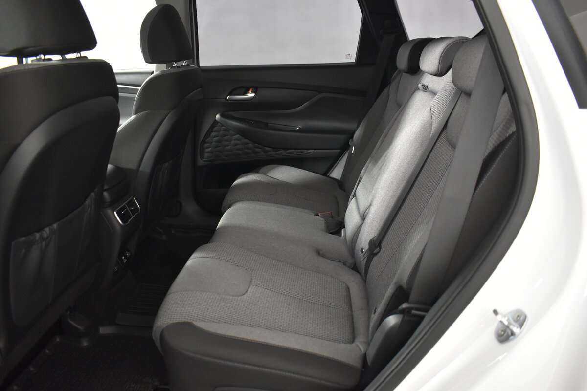 Купить Hyundai Santa Fe с пробегом. Фото: #7