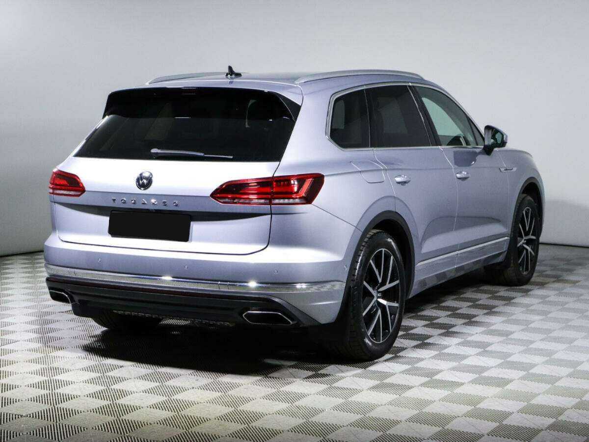 Купить Volkswagen Touareg с пробегом. Фото: #3