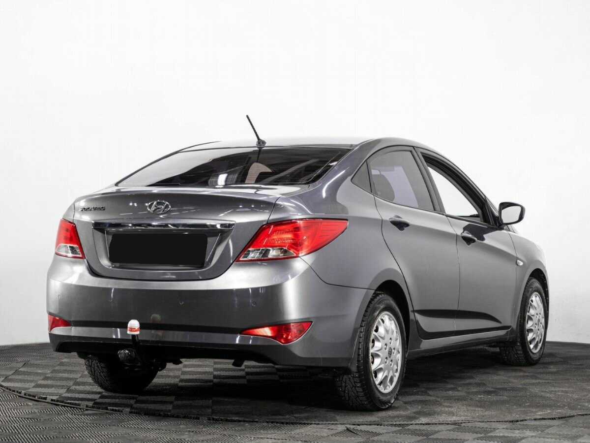 Купить Hyundai Solaris с пробегом. Фото: #3