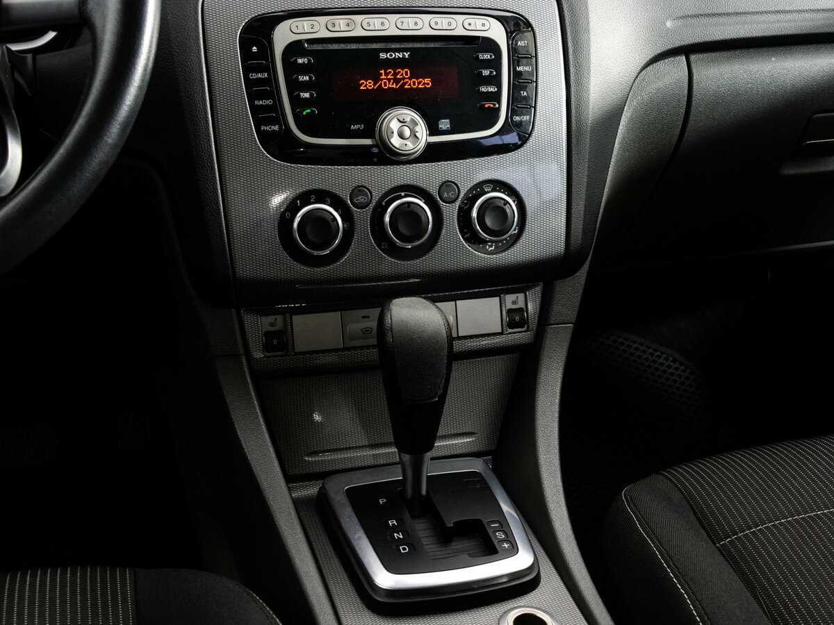 Купить Ford Focus с пробегом. Фото: #9