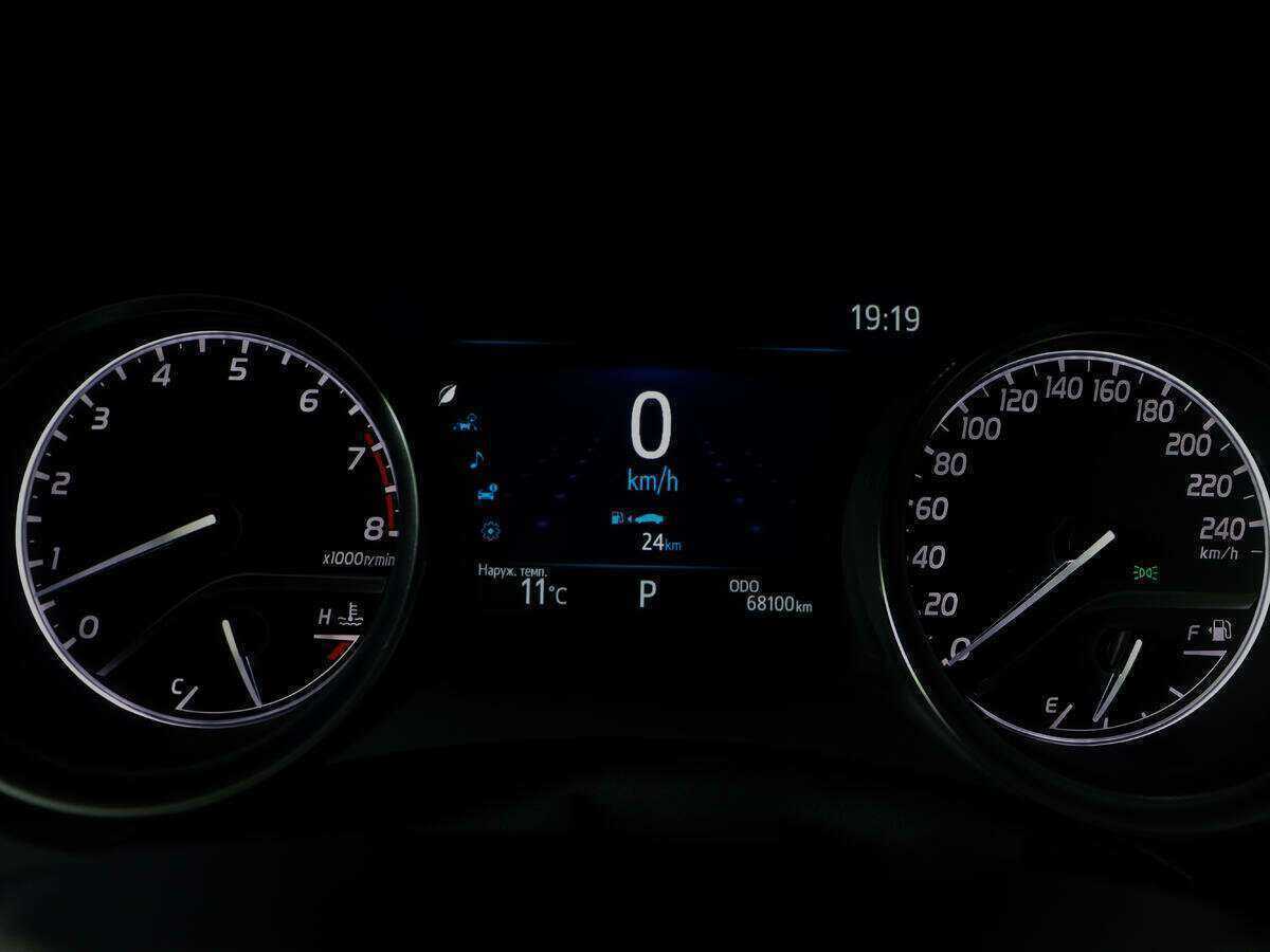 Купить Toyota Camry с пробегом. Фото: #10