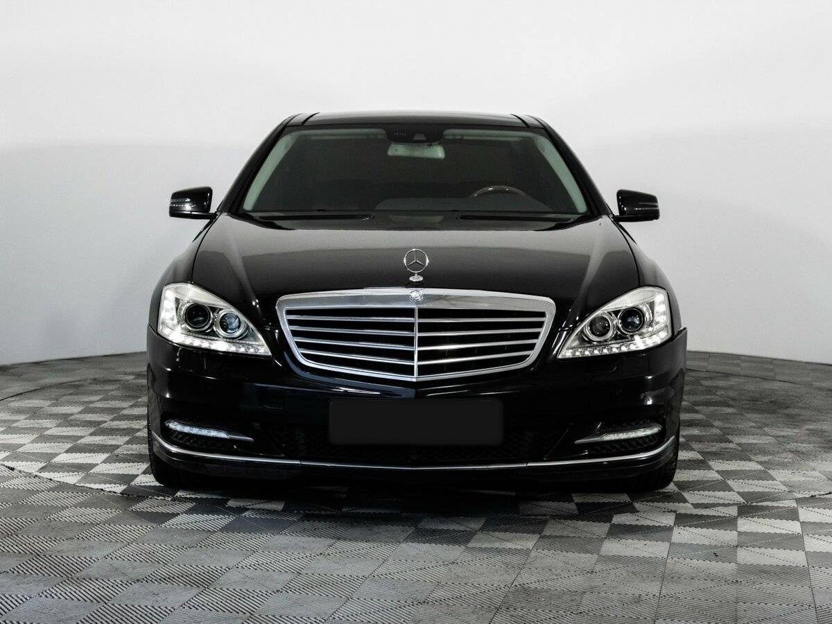 Купить Mercedes-Benz S-Класс с пробегом. Фото: #1