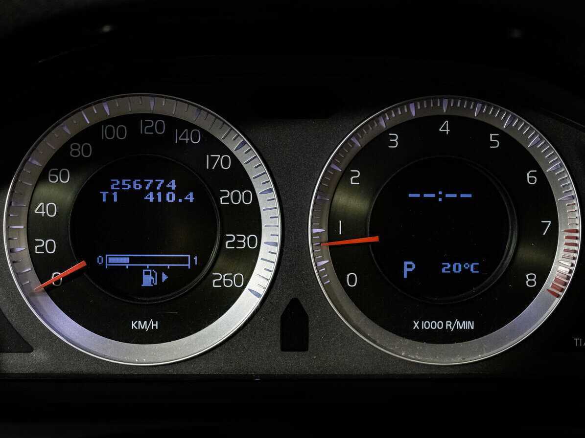 Купить Volvo S60 с пробегом. Фото: #22