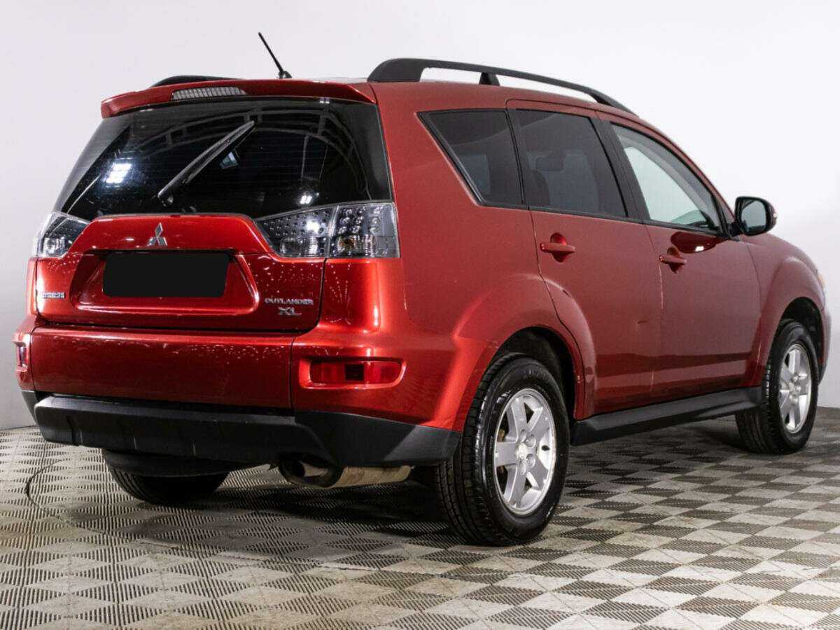 Купить Mitsubishi Outlander с пробегом. Фото: #4