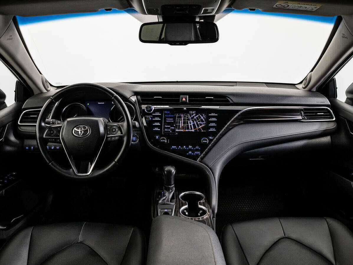 Купить Toyota Camry с пробегом. Фото: #12