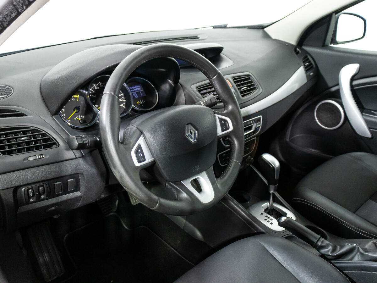 Купить Renault Megane с пробегом. Фото: #10