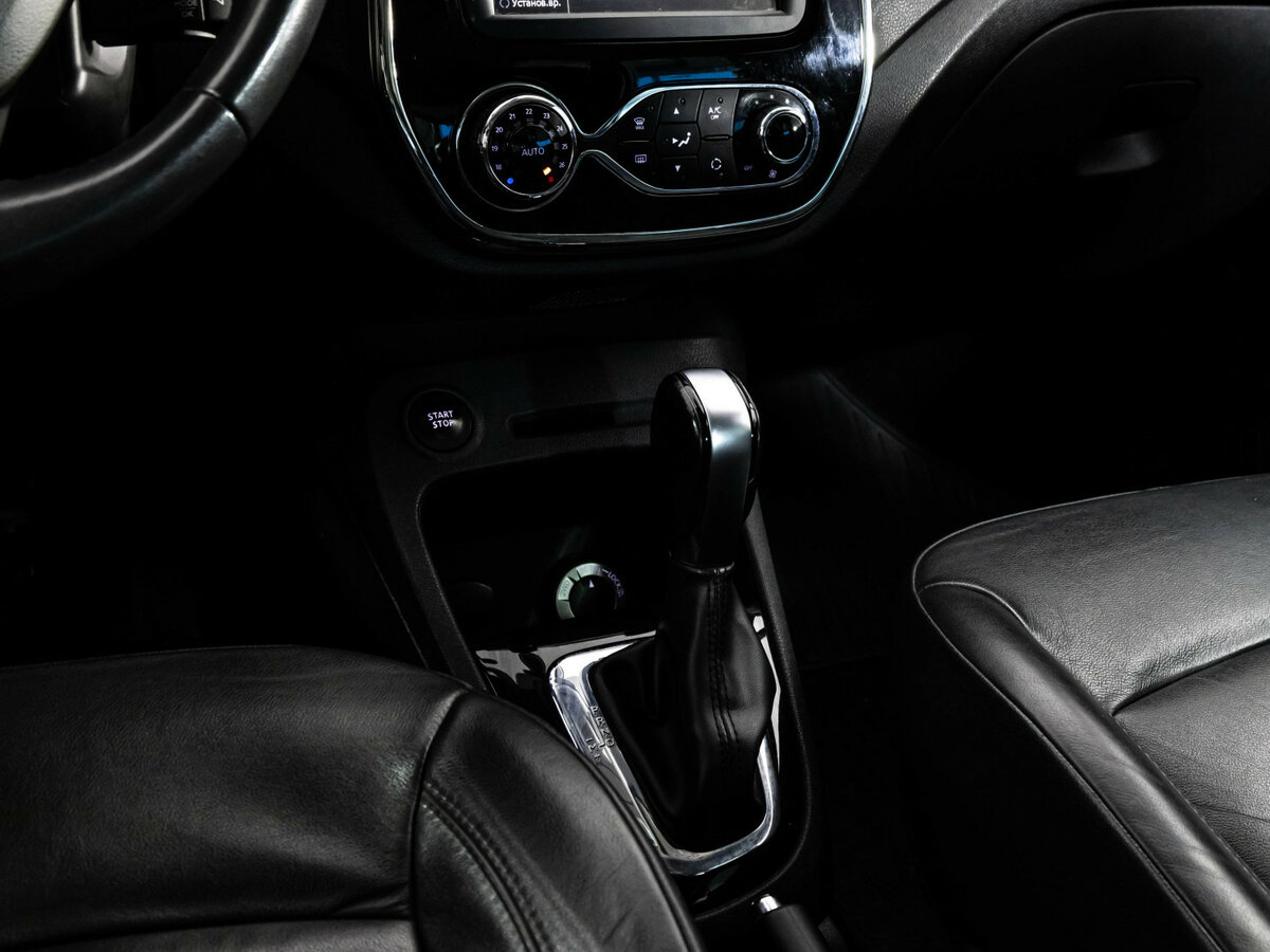Купить Renault Kaptur с пробегом. Фото: #8