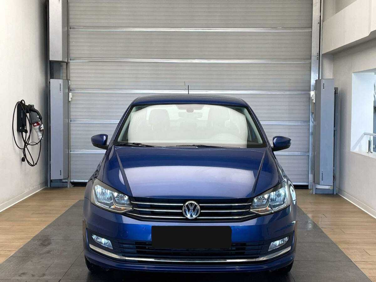 Купить Volkswagen Polo с пробегом. Фото: #1
