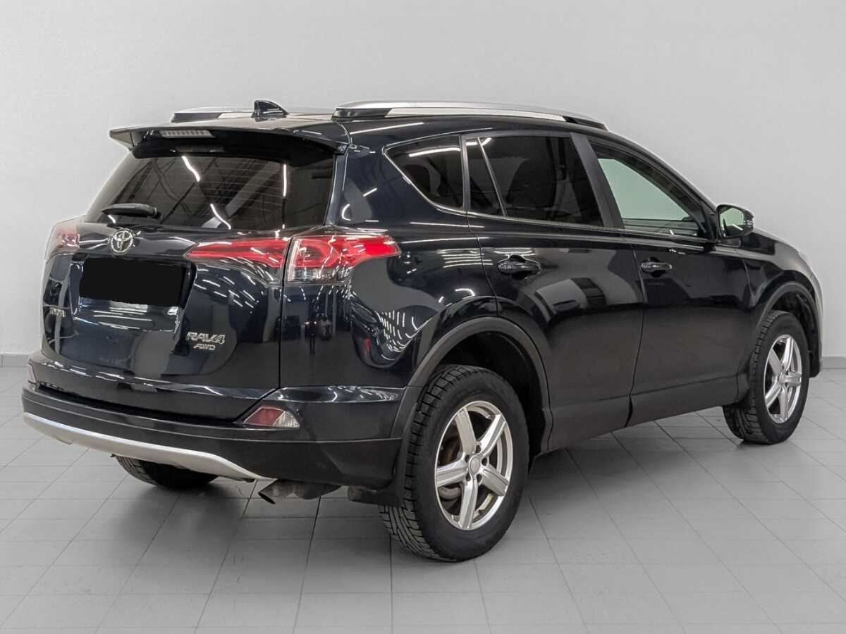 Купить Toyota RAV4 с пробегом. Фото: #4