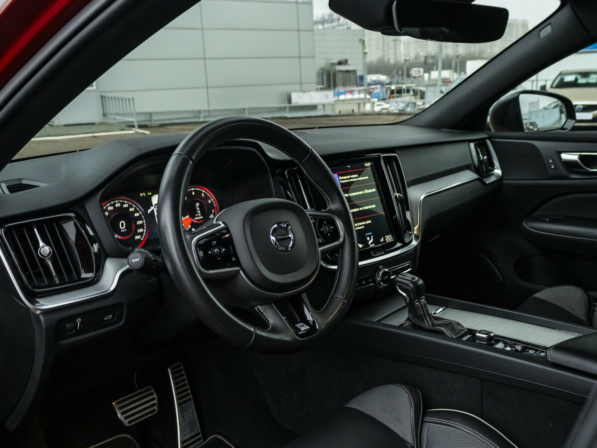 Купить Volvo S60 с пробегом. Фото: #11
