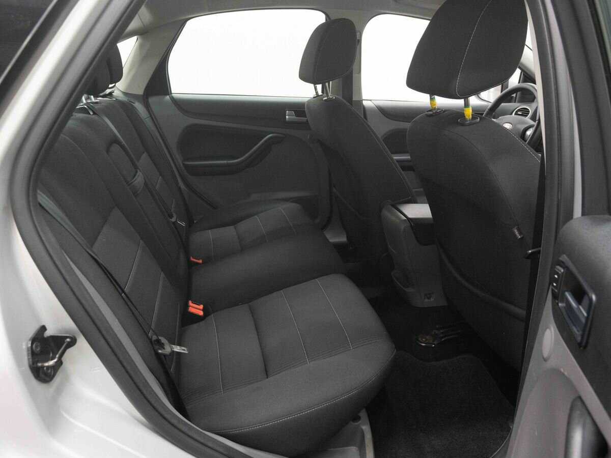 Купить Ford Focus с пробегом. Фото: #10