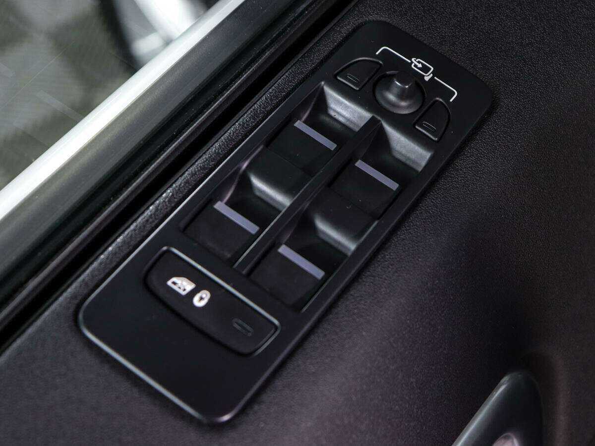 Купить Land Rover Discovery Sport с пробегом. Фото: #19