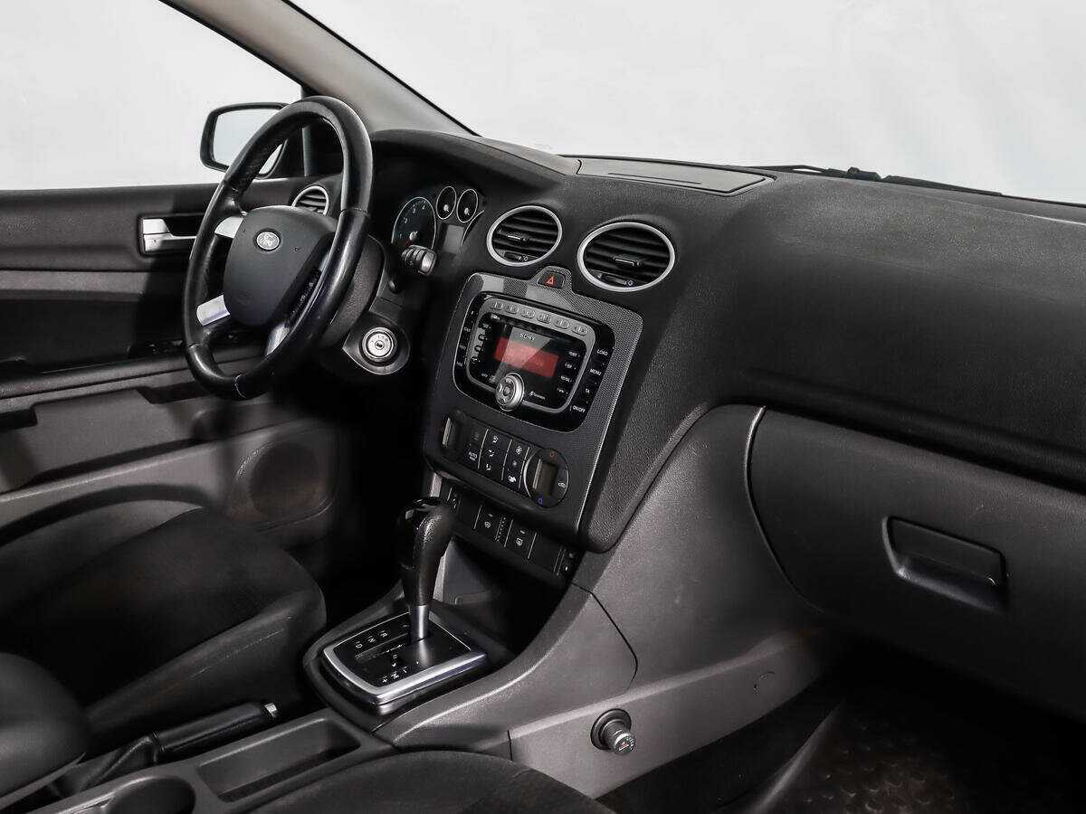Купить Ford Focus с пробегом. Фото: #10