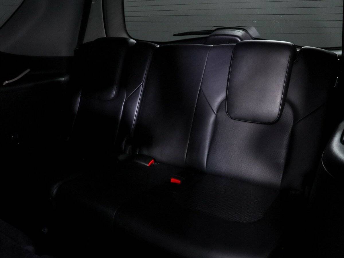 Купить Infiniti QX56 с пробегом. Фото: #10