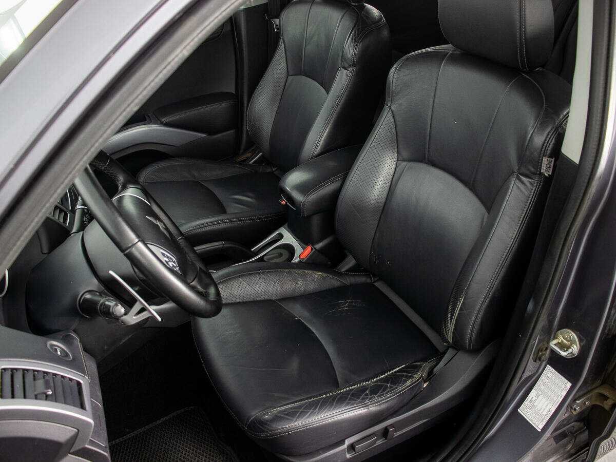 Купить Mitsubishi Outlander с пробегом. Фото: #11