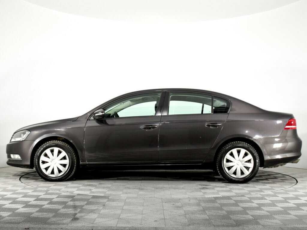 Купить Volkswagen Passat с пробегом. Фото: #5