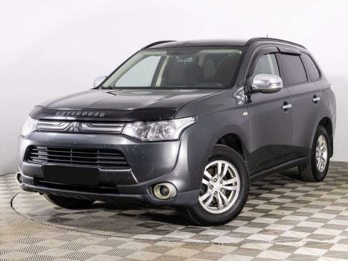 Купить Mitsubishi Outlander с пробегом. Посмотреть фото