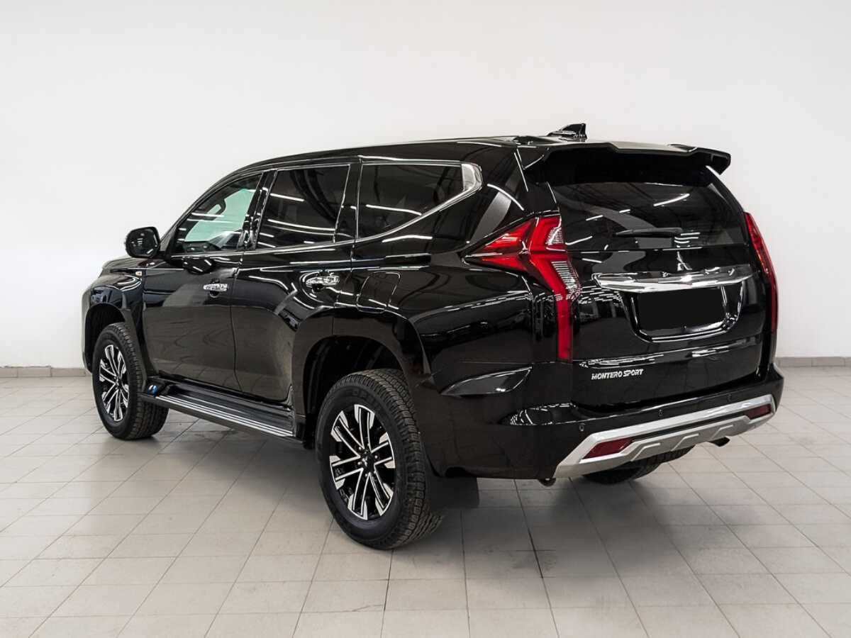 Купить Mitsubishi Montero Sport с пробегом. Фото: #6