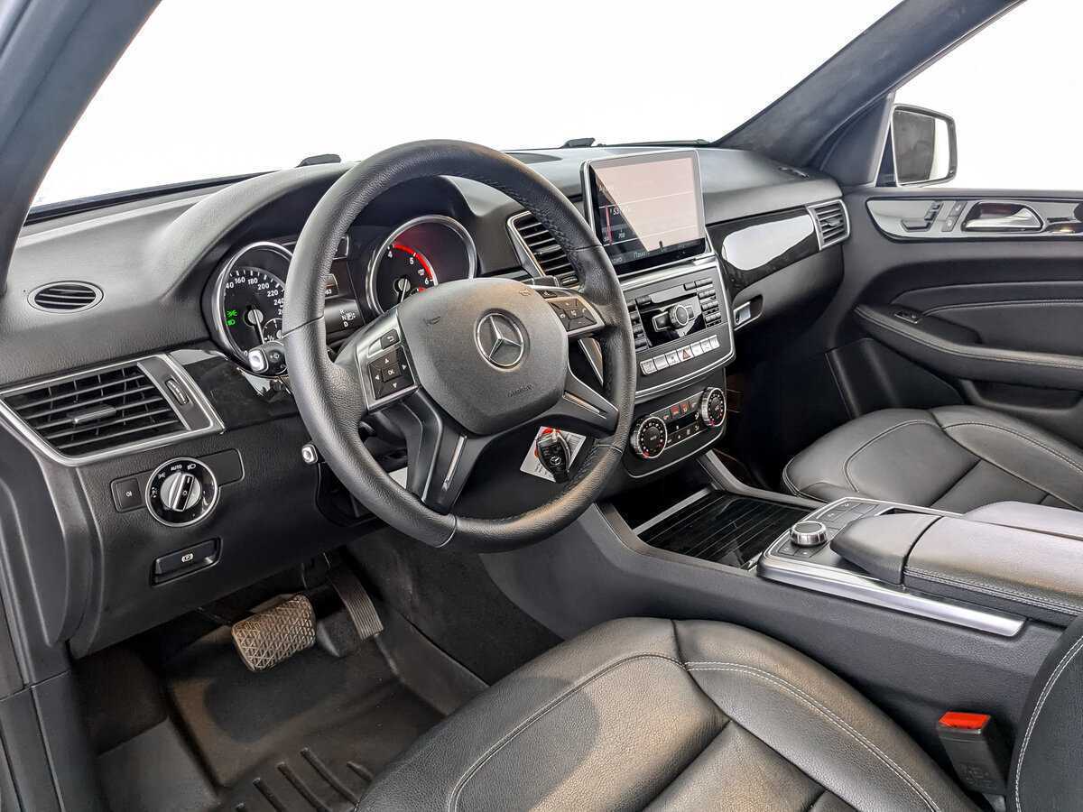 Купить Mercedes-Benz M-Класс с пробегом. Фото: #13