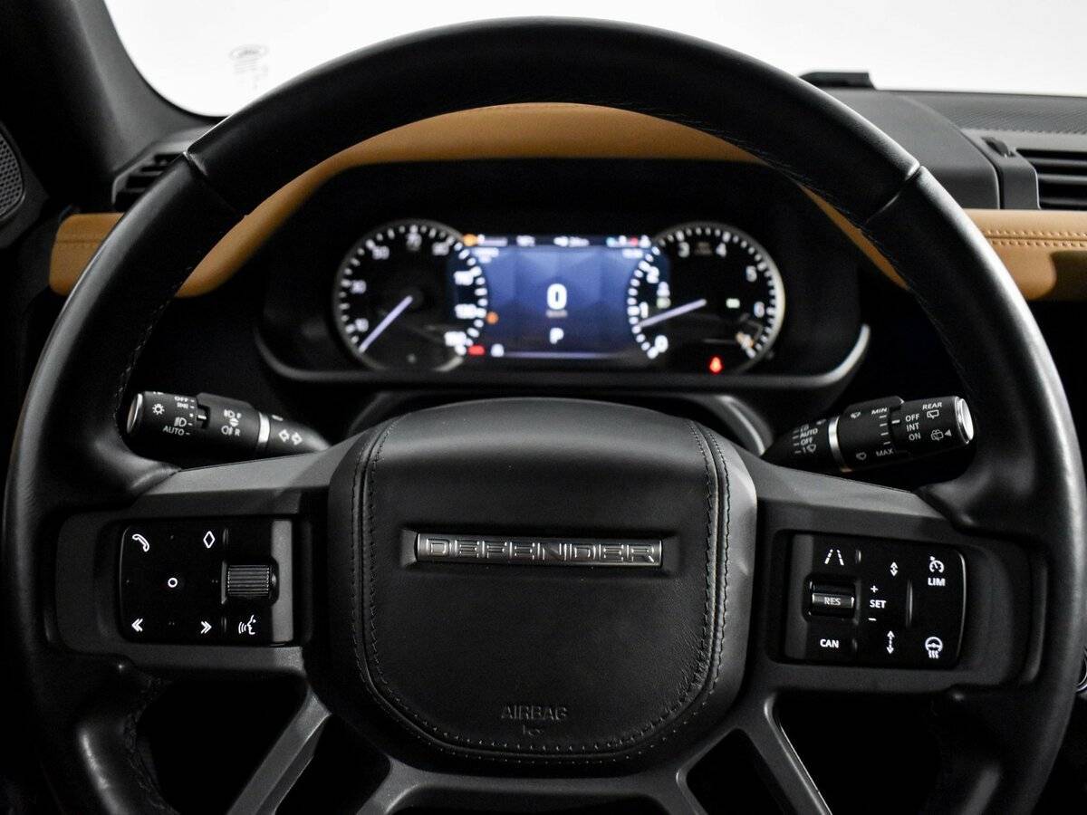 Купить Land Rover Defender с пробегом. Фото: #17