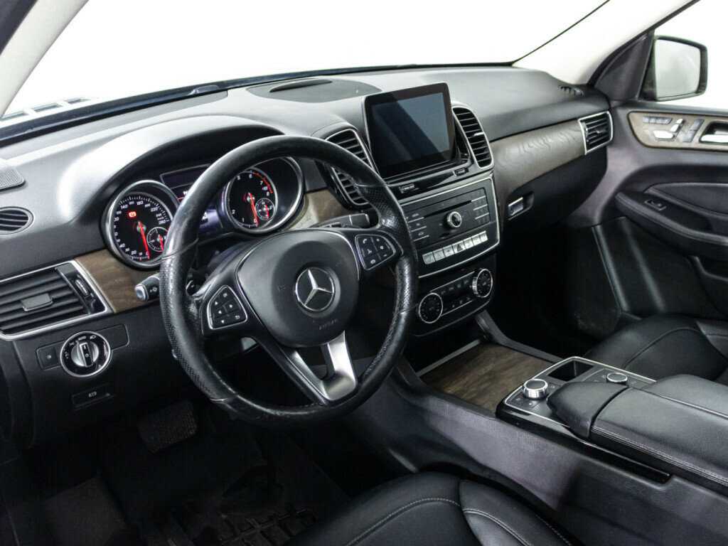 Купить Mercedes-Benz GLE с пробегом. Фото: #10