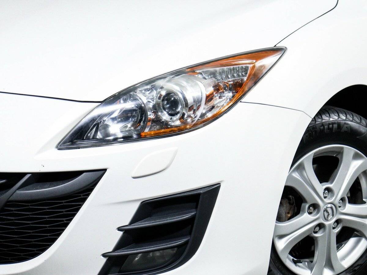 Купить Mazda 3 с пробегом. Фото: #15