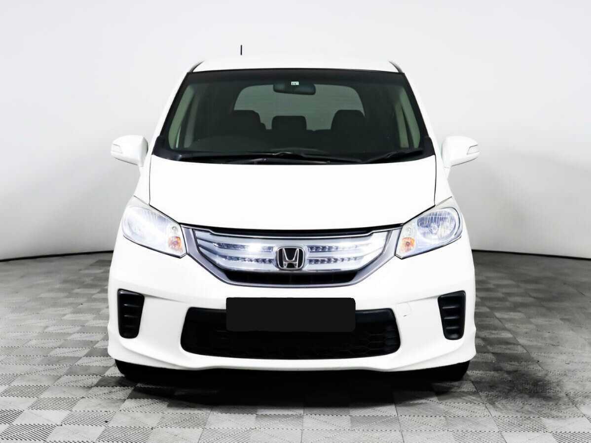 Купить Honda Freed с пробегом. Фото: #1