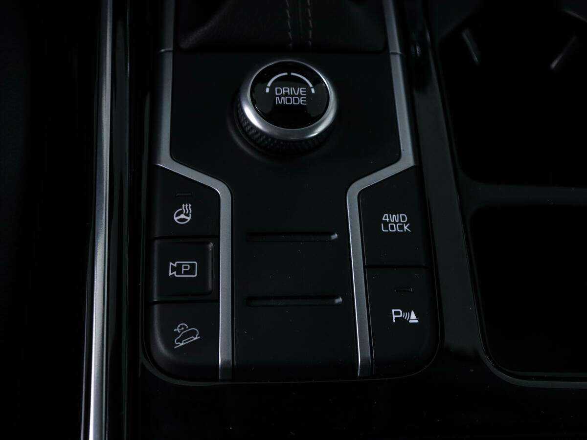 Купить Kia Sorento с пробегом. Фото: #23