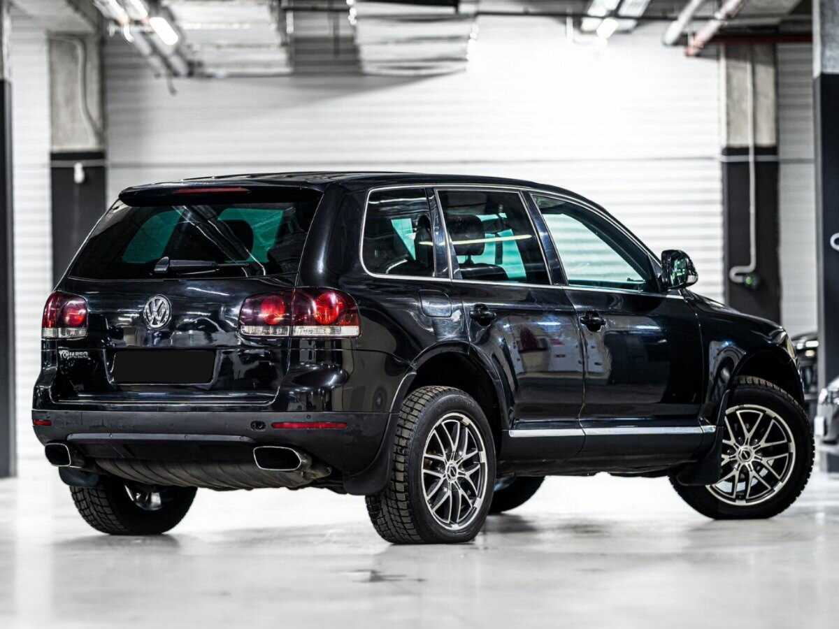Купить Volkswagen Touareg с пробегом. Фото: #1