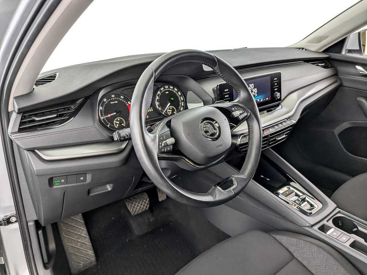 Купить Skoda Octavia с пробегом. Фото: #15