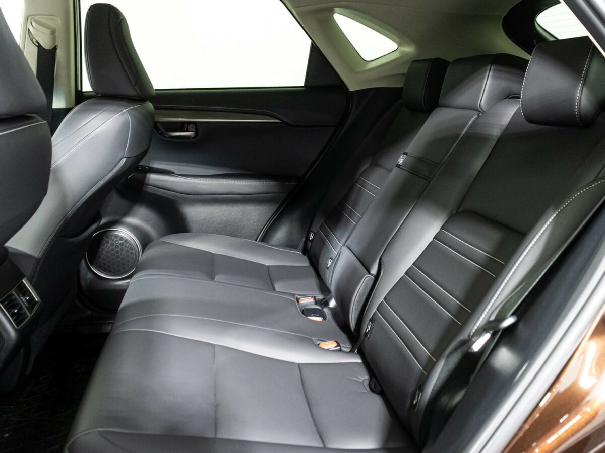 Купить Lexus NX с пробегом. Фото: #9