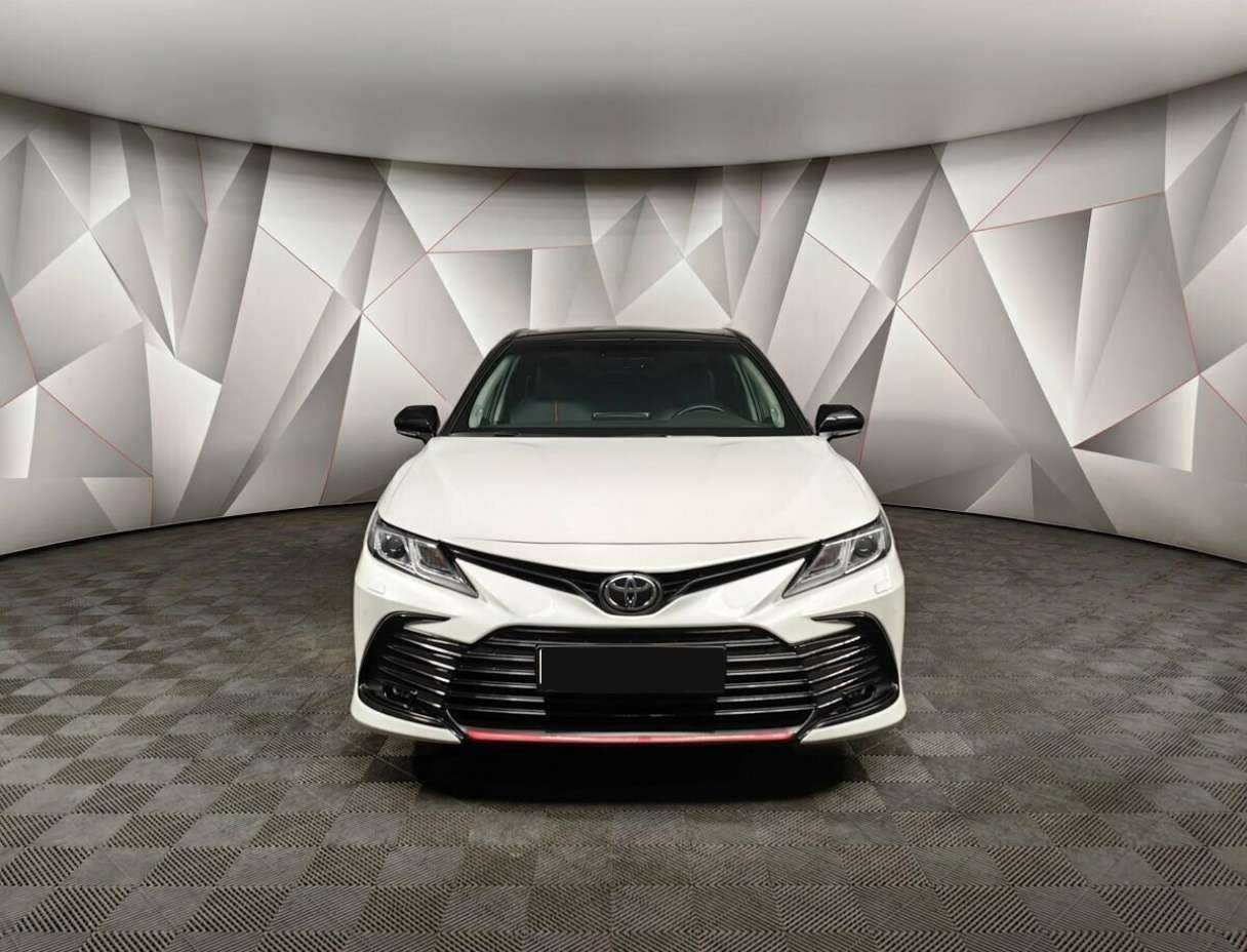 Купить Toyota Camry с пробегом. Фото: #6