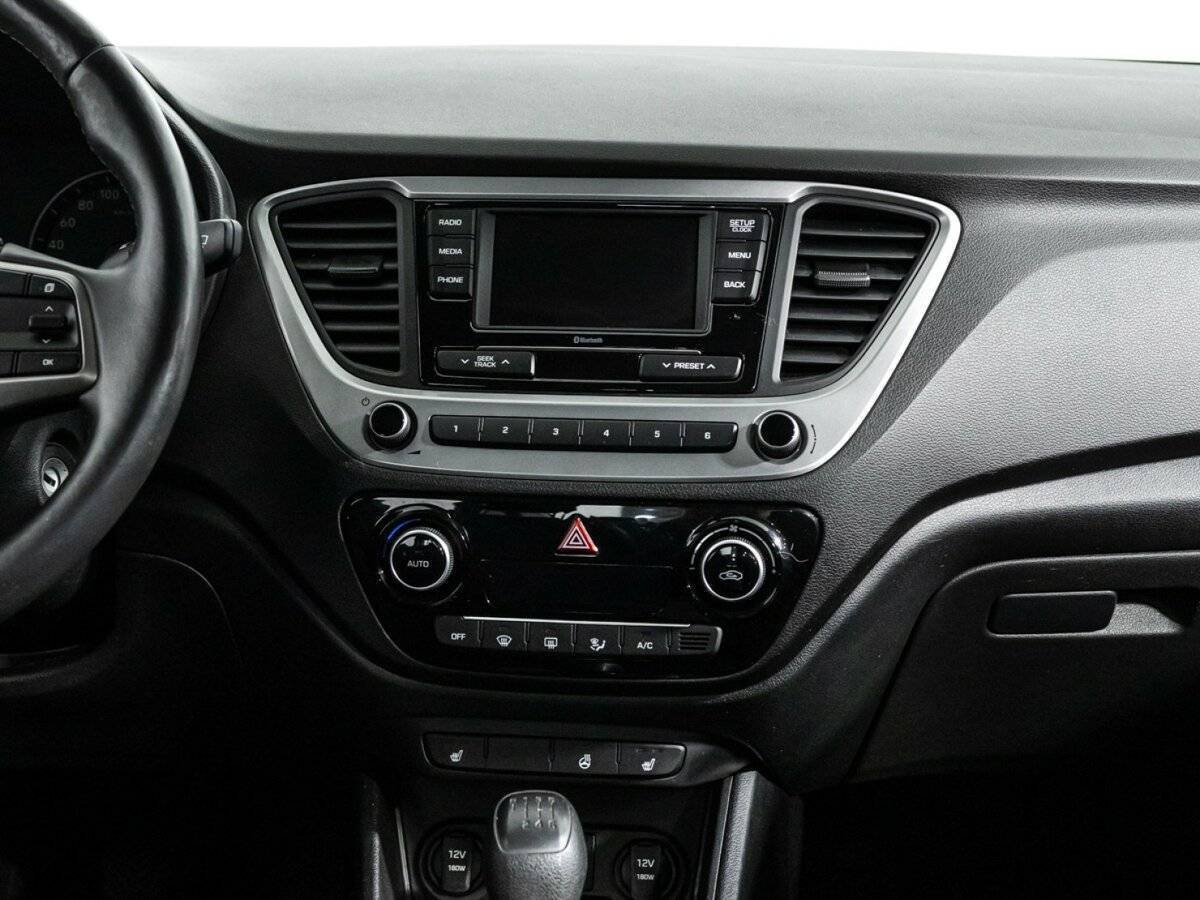 Купить Hyundai Solaris с пробегом. Фото: #13