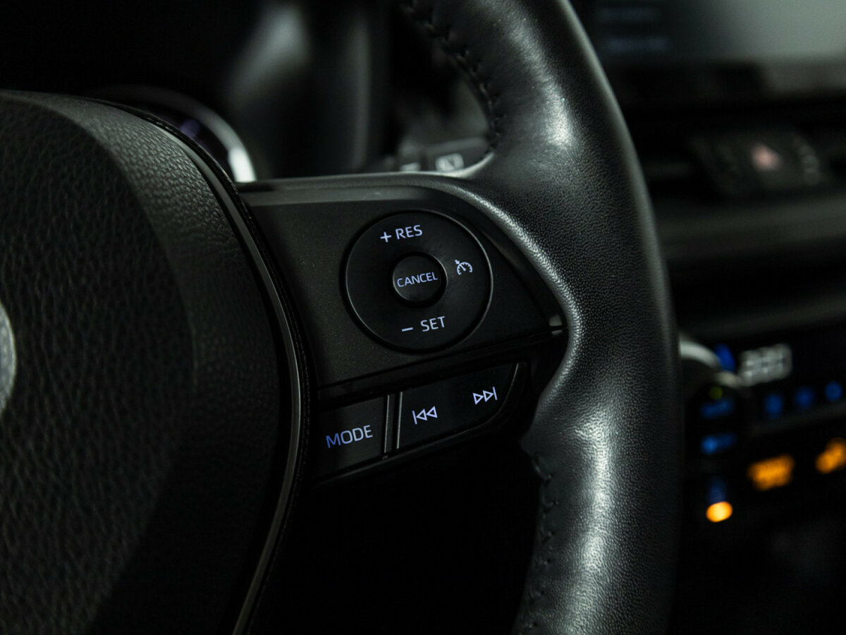 Купить Toyota RAV4 с пробегом. Фото: #19