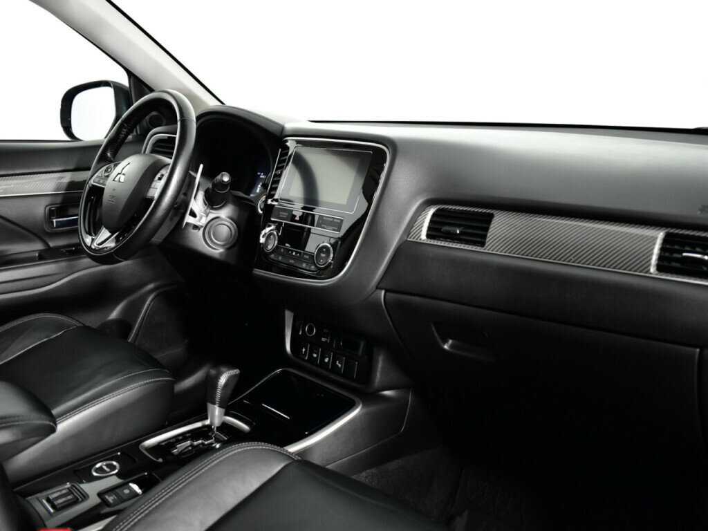 Купить Mitsubishi Outlander с пробегом. Фото: #8