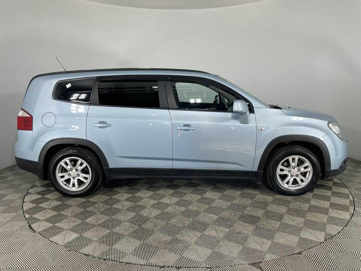 Купить Chevrolet Orlando с пробегом. Фото: #3